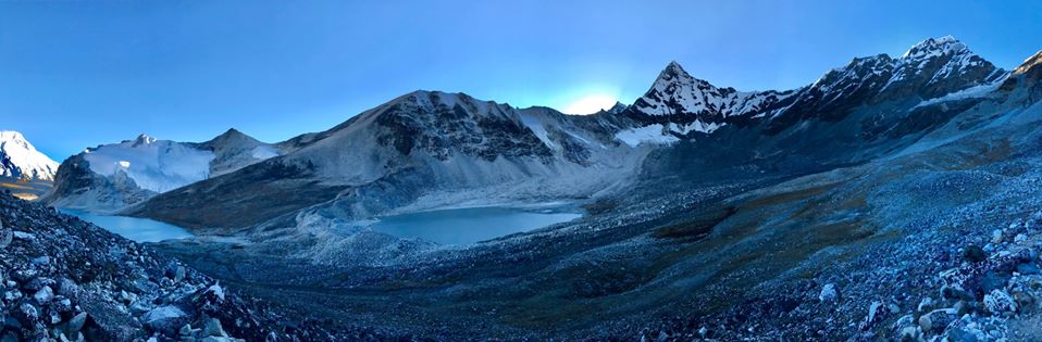 Hongu Panch Pokhari from Amphu Labtse