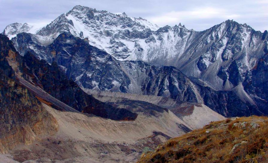 Yalung Glacier on descent from Oktang