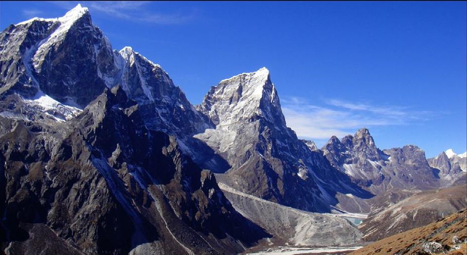 Mount Taboche and Mount Cholatse on route to Everest Base Camp