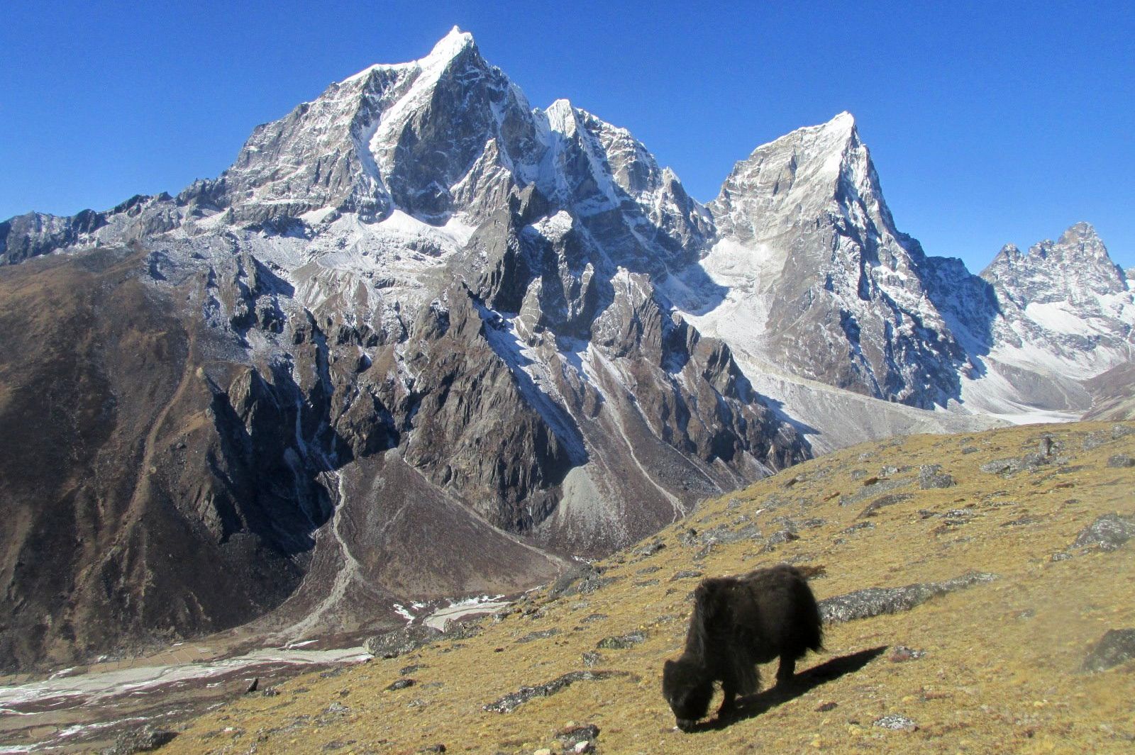 Mount Taboche and Mount Cholatse on route to Everest Base Camp