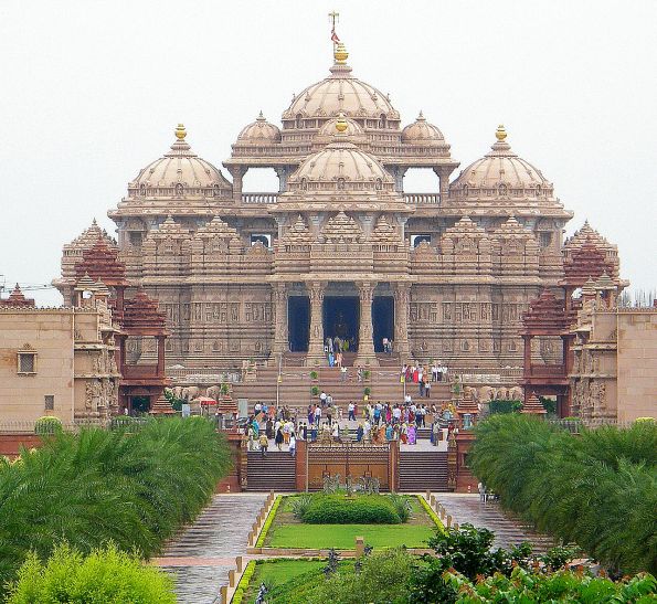 Akshardham Temple in Delhi