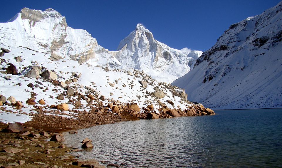 Thalay Sagar ( 6904m ) in the Indian Himalaya