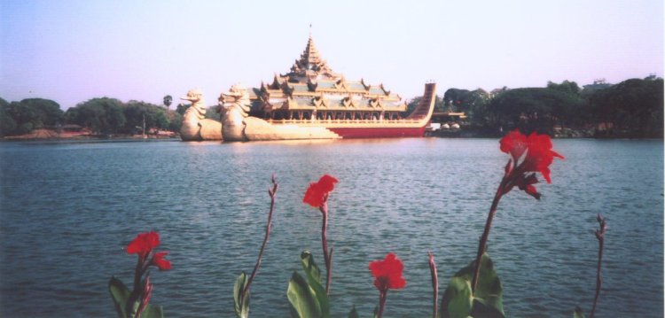 Karaweik Palace non-floating restaurant in Kandawgkyi Royal Lake in Yangon ( Rangoon ) - capital city of Myanmar ( Burma )