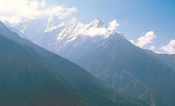 Kusum Kanguru above Dudh Kosi Valley