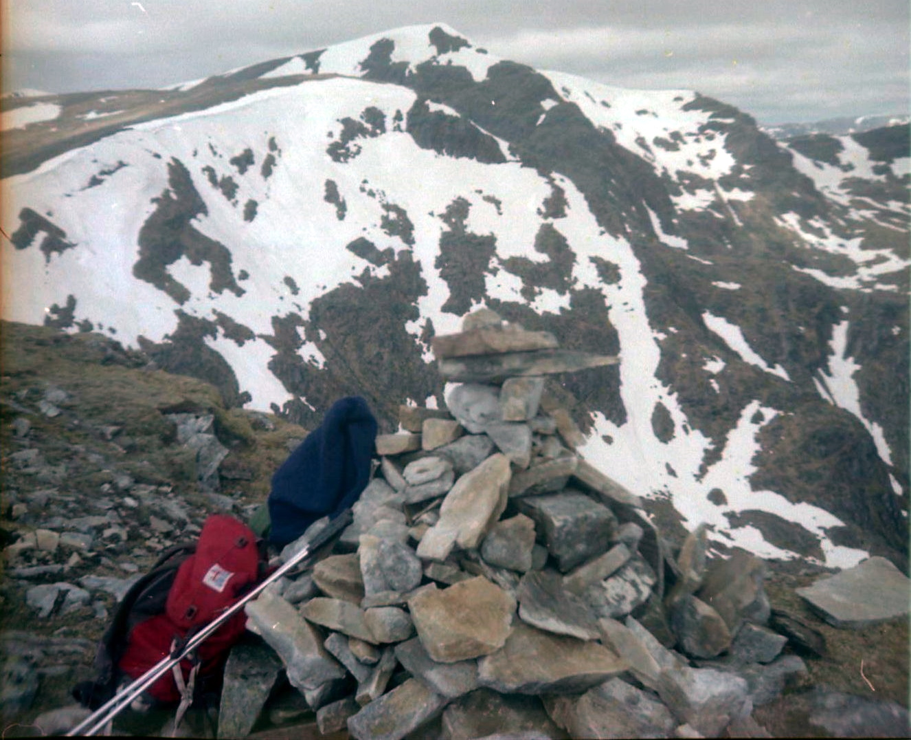 On circuit of Carn a' Mhaim and Derry Cairngorm