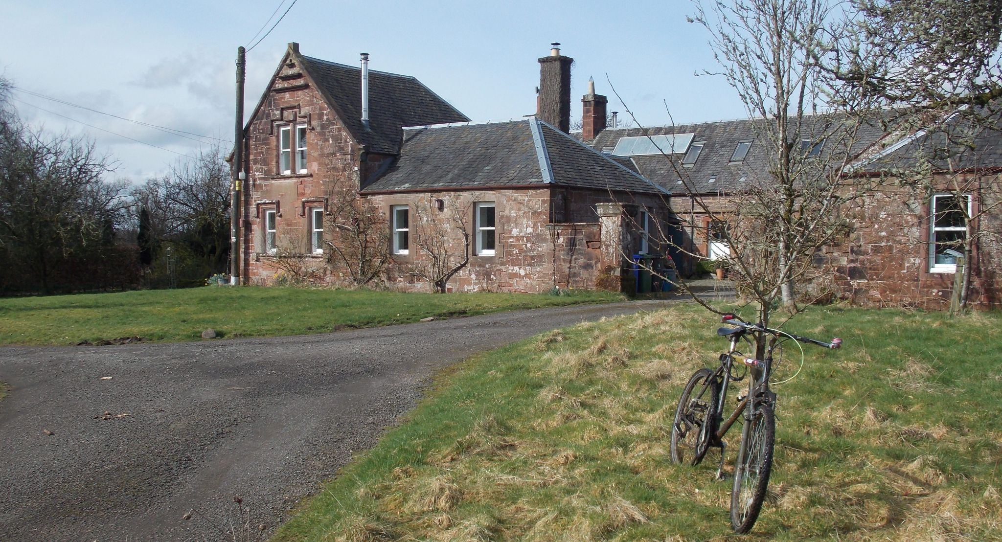 Former stables and Cottage on Carbeth Estate