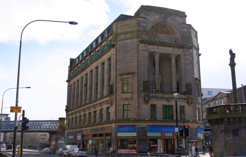 Gallowgate and Mercat Cross