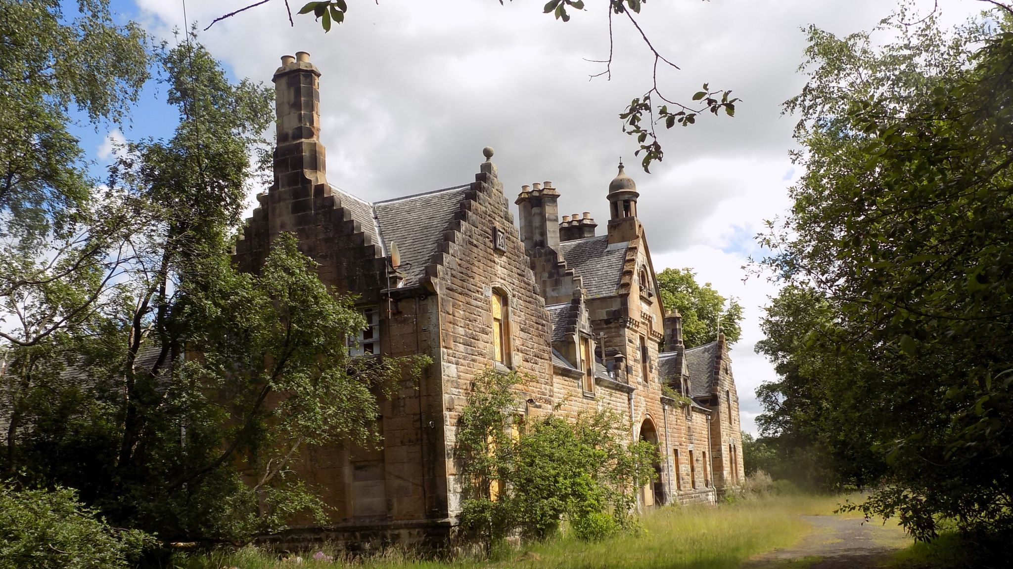 The Stables in Gartshore Estate at Kirkintilloch