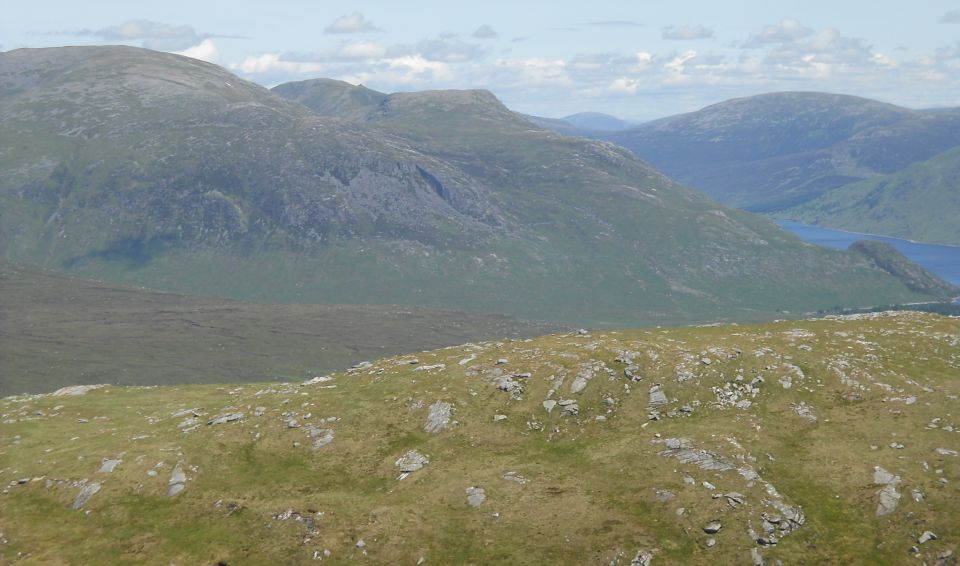 Map of Carn Dearg, Geall Charn, Aonach Beag, Beinn Eibhinn, Ben Bheoil and Ben Alder