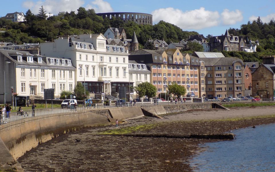 McCaig's Folly ( Tower ) above Oban