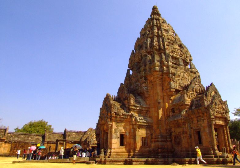 Prasat Hin Phanom Rung - Khmer temple in Isan region of Thailand